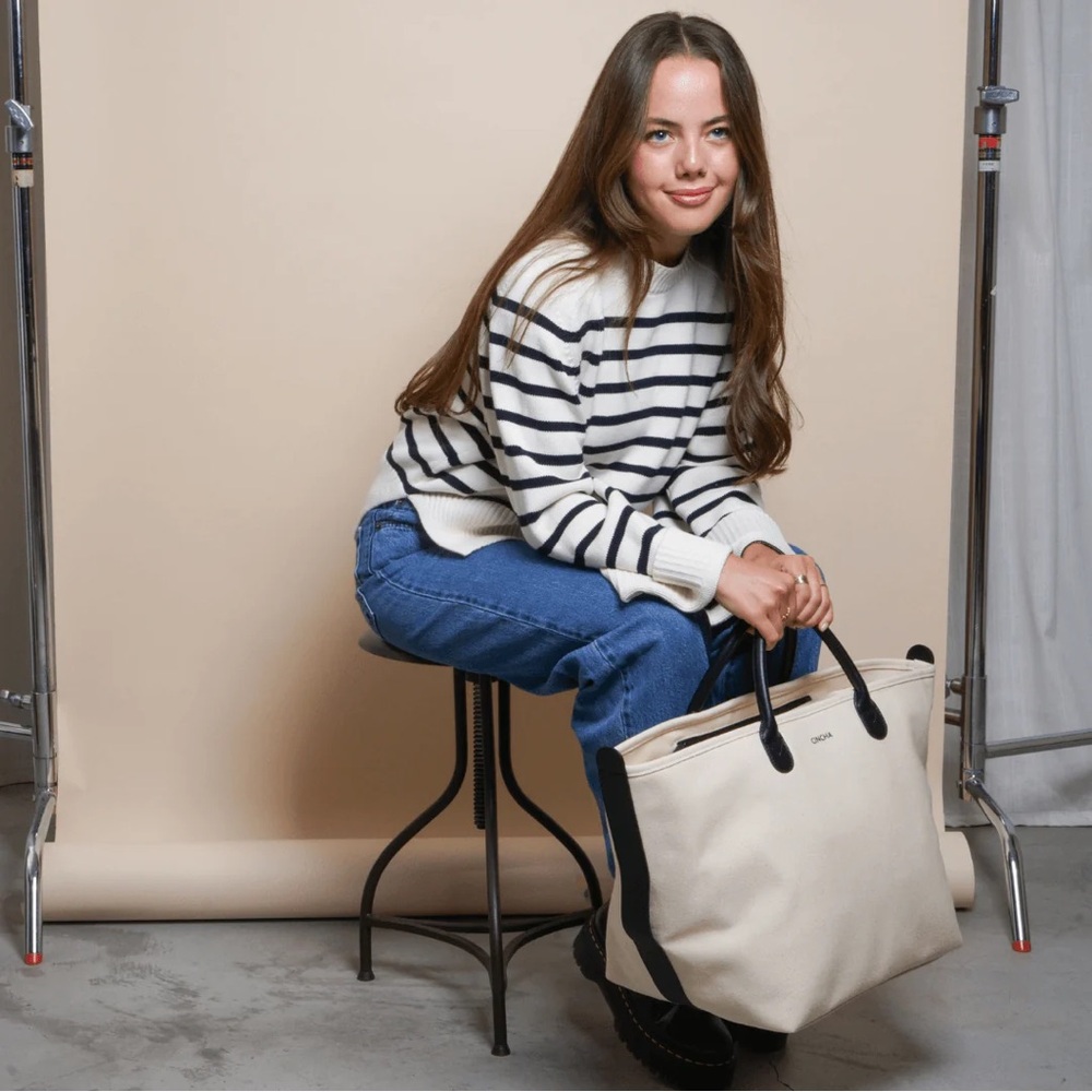 Cincha Travel Bag